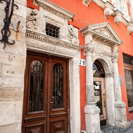 Gepner On Rynok Square Apartment Lviv