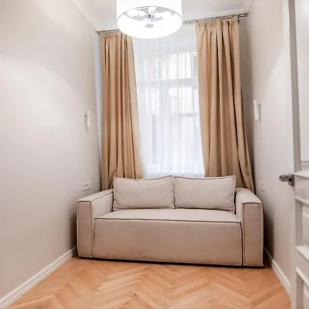 Gepner On Rynok Square Apartment