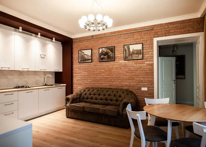 Gepner On Rynok Square Apartment