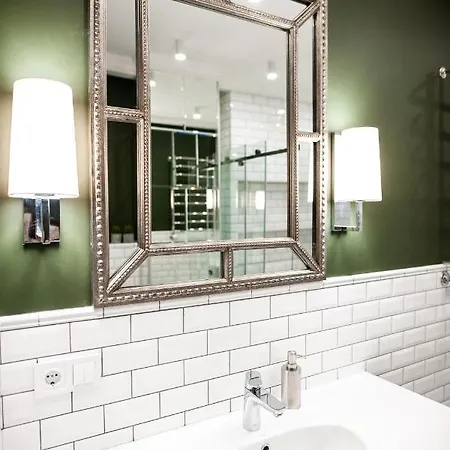 Gepner On Rynok Square Apartment *